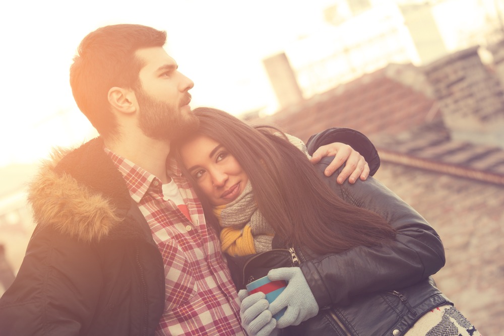 Hoe om te vertellen als je vent is dating iemand anders